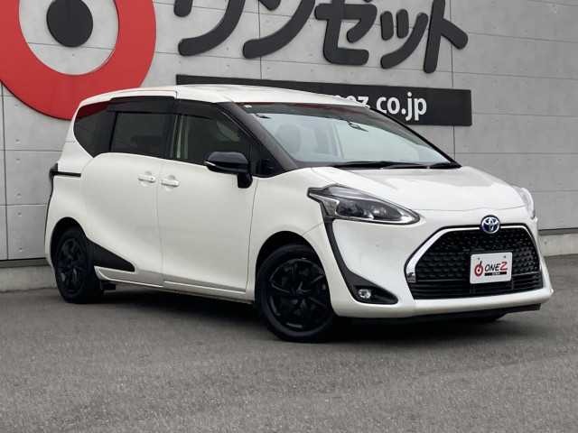 トヨタ シエンタ　ハイブリッド ハイブリッド １．５ ファンベース Ｇ セーフティ エディションＩＩ R3年 (四国) 99