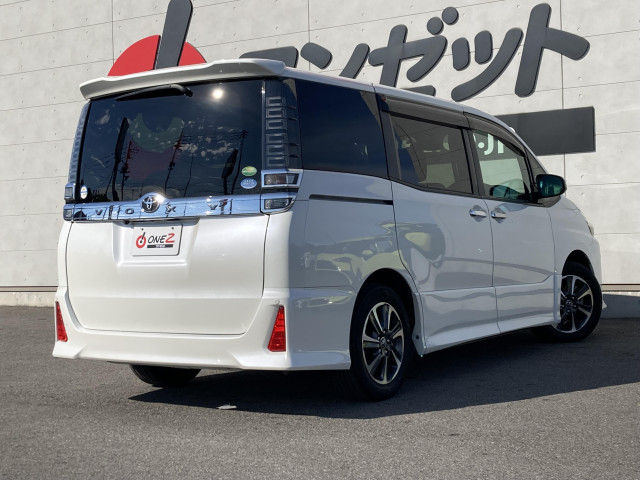 トヨタ ヴォクシー ２．０ ＺＳ 煌 H30年 (四国) 99