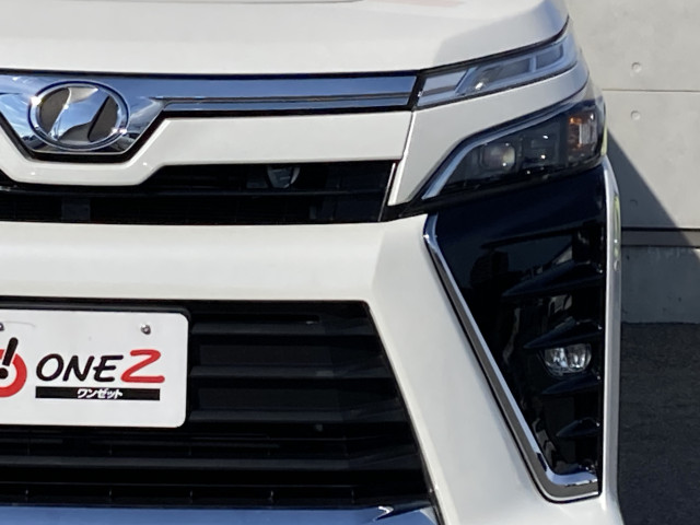 トヨタ ヴォクシー ２．０ ＺＳ 煌 H30年 (四国) 99