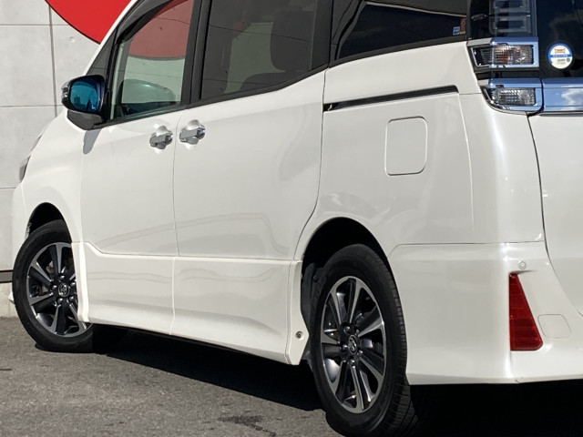 トヨタ ヴォクシー ２．０ ＺＳ 煌 H30年 (四国) 99