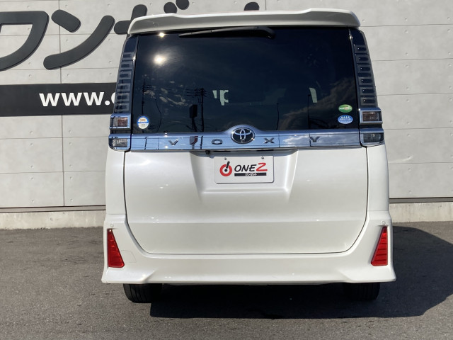 トヨタ ヴォクシー ２．０ ＺＳ 煌 H30年 (四国) 99