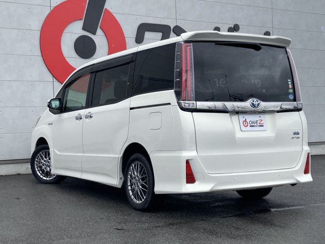 トヨタ ノア １．８ ハイブリッド ＳＩ ＷＸＢＩＩ R1年 (四国) 99
