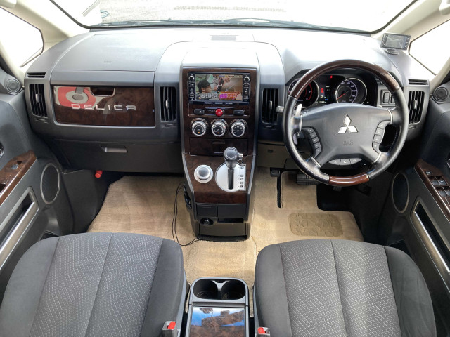 三菱 デリカ　Ｄ：５ ２．２ シャモニー ディーゼルターボ ４ＷＤ H28年 (四国) 99