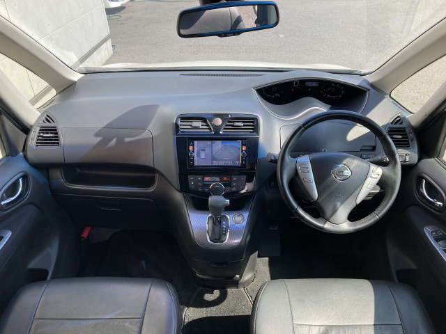 日産 セレナ ２．０ ライダー ブラックライン ＺＺ Ｓ－ＨＹＢＲＩＤ H28年 (四国) 99