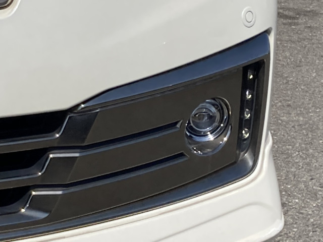 日産 セレナ ２．０ ライダー ブラックライン ＺＺ Ｓ－ＨＹＢＲＩＤ H28年 (四国) 99