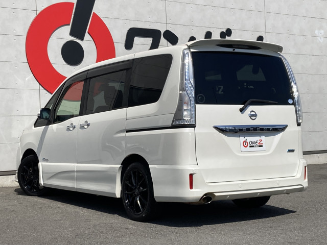 日産 セレナ ２．０ ライダー ブラックライン ＺＺ Ｓ－ＨＹＢＲＩＤ H28年 (四国) 99