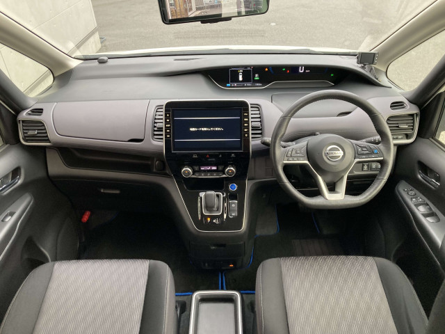 日産 セレナ １．２ Ｅ－ＰＯＷＥＲ ハイウェイスター Ｖ セカンドスライドアップシート R3年 (四国) 99
