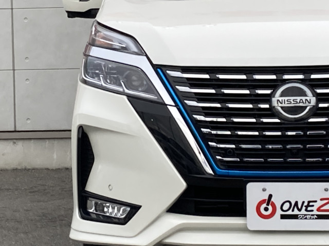 日産 セレナ １．２ Ｅ－ＰＯＷＥＲ ハイウェイスター Ｖ セカンドスライドアップシート R3年 (四国) 99