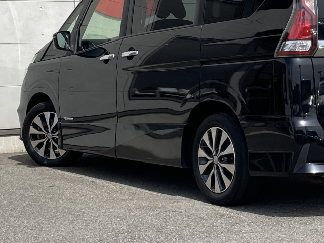 日産 セレナ ２．０ ハイウェイスター プロパイロット エディション H29年 (四国) 99