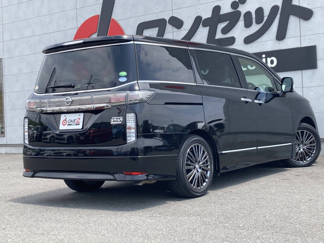 日産 エルグランド ３．５ ３５０ハイウェイスター ホワイトレザー アーバンクロム H29年 (四国) 99