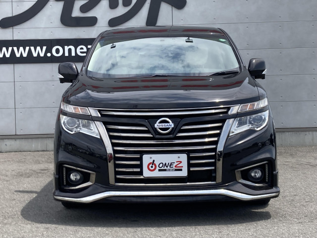 日産 エルグランド ３．５ ３５０ハイウェイスター ホワイトレザー アーバンクロム H29年 (四国) 99