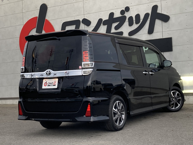 トヨタ ヴォクシー ２．０ ＺＳ 煌ＩＩＩ R3年 (四国) 99
