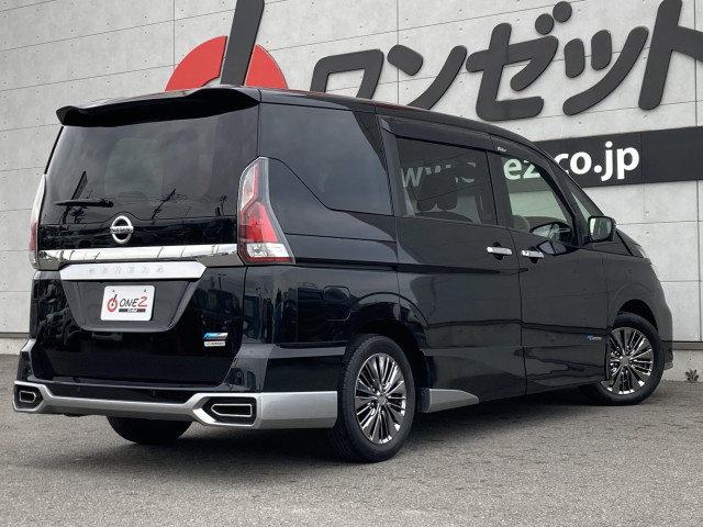 日産 セレナ ２．０ Ｘ Ｖセレクション H29年 (四国) 99