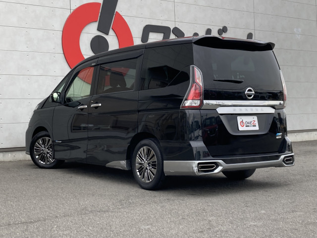 日産 セレナ ２．０ Ｘ Ｖセレクション H29年 (四国) 99