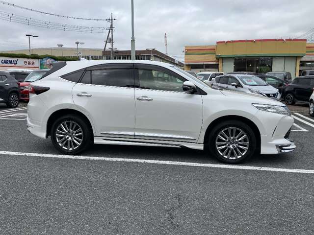 トヨタ ハリアー ２．０ プレミアム H30年 (関東) 99