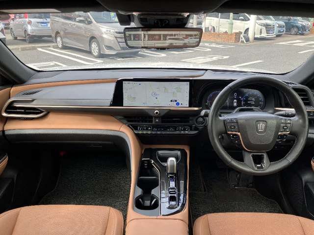 トヨタ クラウン　スポーツ　ハイブリッド ２．５ Ｚ Ｅ－ＦＯＵＲ ４ＷＤ R6年 (関東) 99