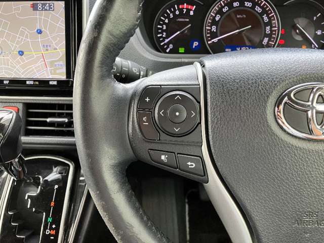 トヨタ エスクァイア ２．０ ＧＩ プレミアムパッケージ ブラックテーラード R1年 (関東) 99