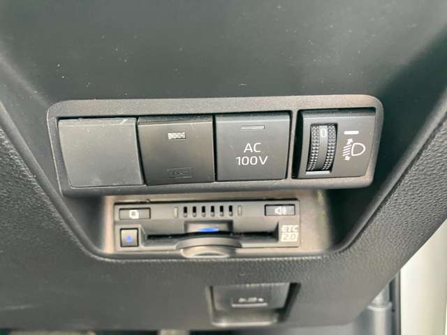 トヨタ アクア １．５ Ｚ R5年 (関東) 99