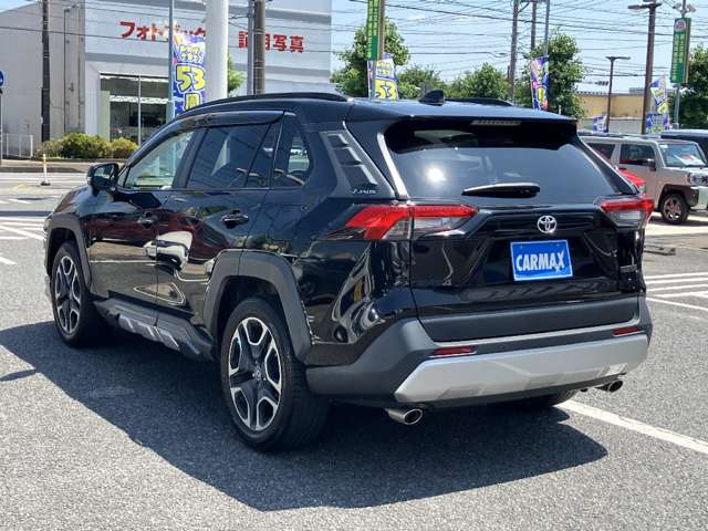 トヨタ ＲＡＶ４ ２．０ アドベンチャー ４ＷＤ R1年 (関東) 99