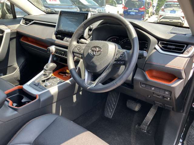 トヨタ ＲＡＶ４ ２．０ アドベンチャー ４ＷＤ R1年 (関東) 99