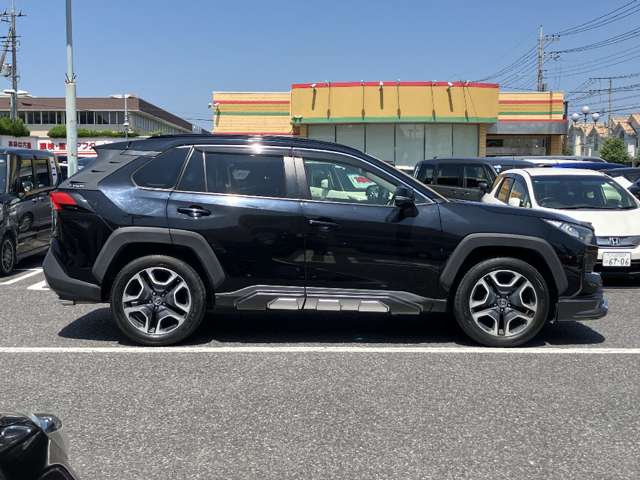 トヨタ ＲＡＶ４ ２．０ アドベンチャー ４ＷＤ R1年 (関東) 99