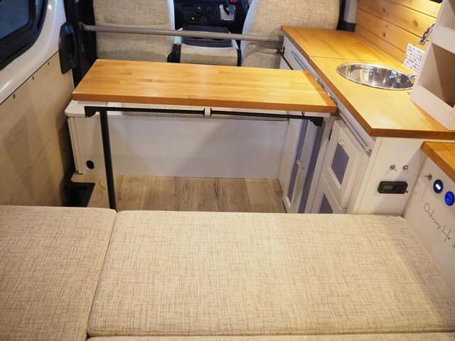 トヨタ ハイエースバン キャンピング R2年 (北海道) 99