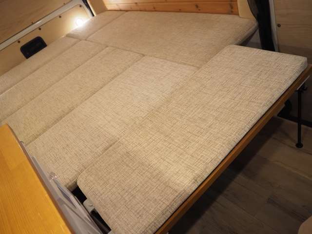 トヨタ ハイエースバン キャンピング R2年 (北海道) 99