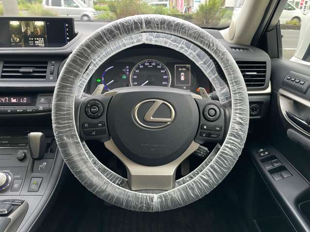 レクサス ＣＴ２００ｈ バージョンＣ H29年 (関東) 99