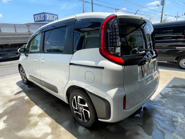 トヨタ シエンタ　ハイブリッド ハイブリッド １．５ Ｚ R4年 (関東) 99