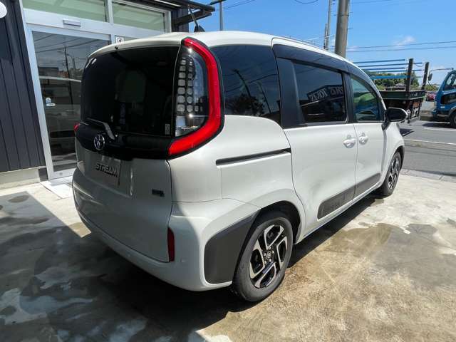 トヨタ シエンタ　ハイブリッド ハイブリッド １．５ Ｚ R4年 (関東) 99