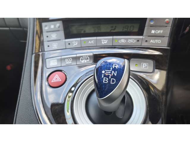 トヨタ プリウスＰＨＶ １．８ Ｓ H26年 (関東) 99