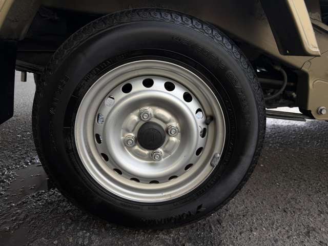 ダイハツ ハイゼットトラック ６６０ スタンダード ＳＡＩＩＩＴ ３方開 ４ＷＤ R1年 (近畿) 99