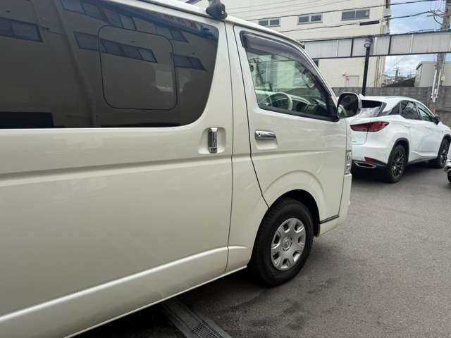 トヨタ ハイエースバン ３．０ スーパーＧＬ ロング ディーゼルターボ H29年 (近畿) 99