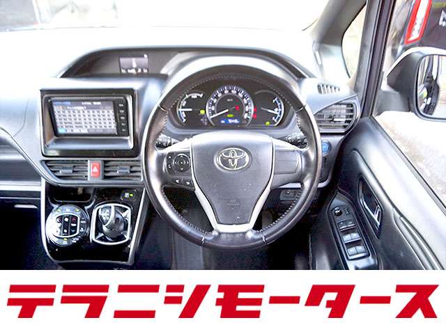 トヨタ エスクァイア　ハイブリッド １．８ ハイブリッド ＸＩ H27年 (近畿) 99