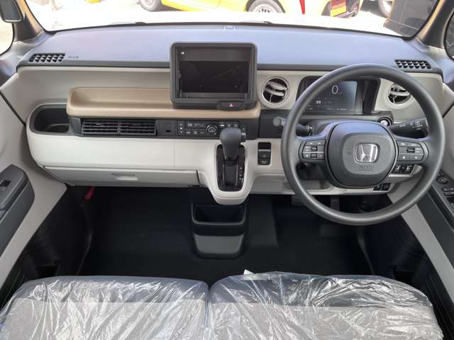 ホンダ Ｎ　ＢＯＸ ６６０ ファッションスタイル ２トーン R8年 (中国) 99