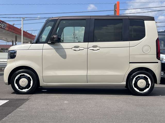 ホンダ Ｎ　ＢＯＸ ６６０ ファッションスタイル ２トーン R8年 (中国) 99
