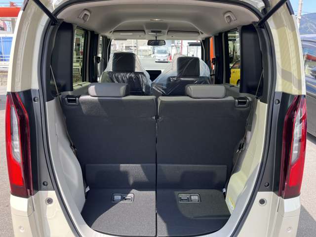 ホンダ Ｎ　ＢＯＸ ６６０ ファッションスタイル ２トーン R8年 (中国) 99