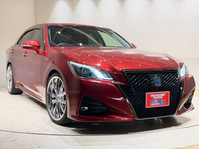 トヨタ クラウン　ハイブリッド ハイブリッド ２．５ Ｓ Ｊフロンティア リミテッド H30年 (中国) 99