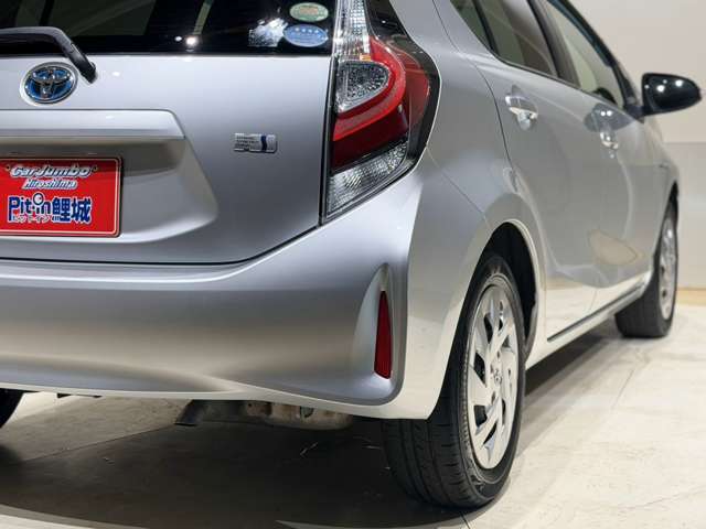 トヨタ アクア １．５ Ｓ H29年 (中国) 99