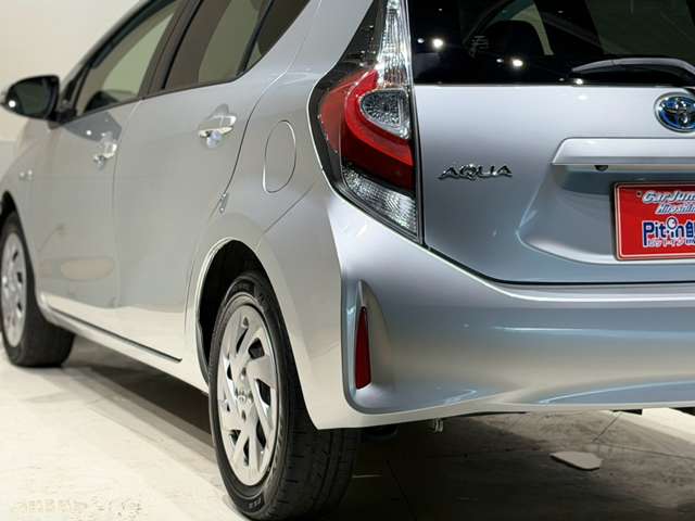 トヨタ アクア １．５ Ｓ H29年 (中国) 99