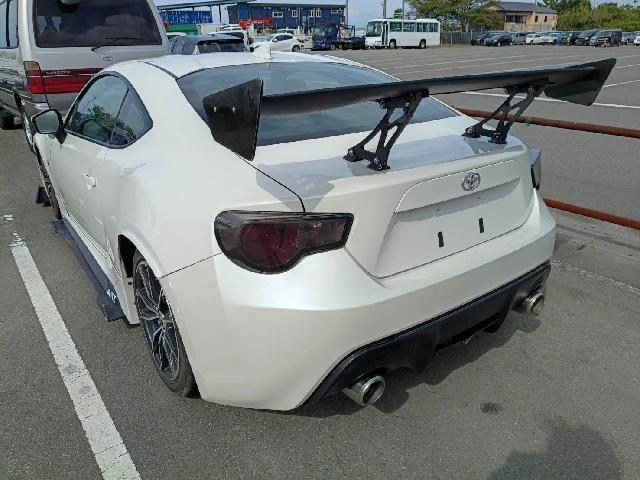 トヨタ ８６ ２．０ ＧＴ リミテッド R1年 (四国) 99