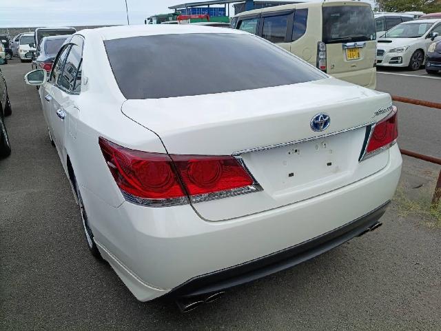トヨタ クラウン　ハイブリッド ハイブリッド ２．５ Ｓ ＦＯＵＲ ４ＷＤ H26年 (四国) 99