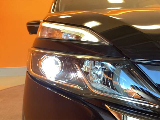 日産 セレナ ２．０ ハイウェイスター ＶセレクションＩＩ R1年 (近畿) 99