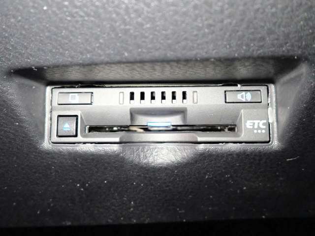 トヨタ Ｃ−ＨＲ ハイブリッド １．８ Ｇ モード ネロ セーフティ プラス R3年 (近畿) 99