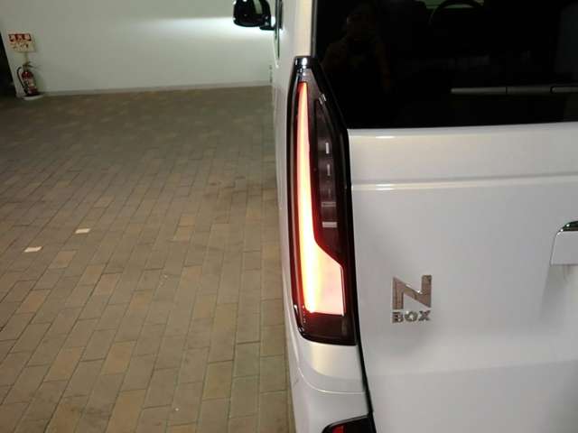 ホンダ Ｎ　ＢＯＸ ６６０ R8年 () 99