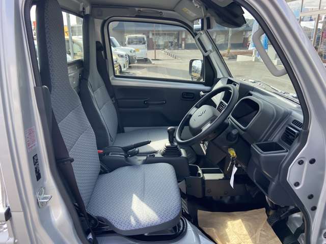 スズキ キャリイトラック ６６０ ＫＣ農繁 ３方開 ４ＷＤ R8年 (九州・沖縄) 99
