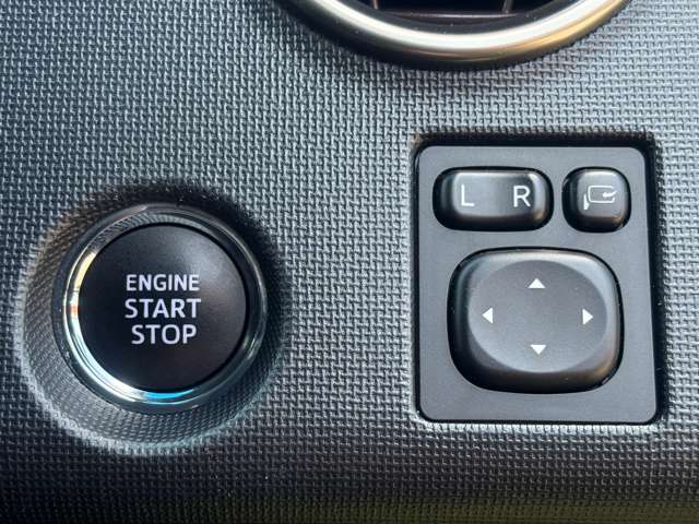 トヨタ スペイド １．５ Ｆ クイーン H28年 (東海) 99