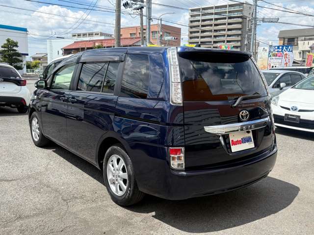 トヨタ アイシス ２．０ Ｇ H25年 (東海) 99
