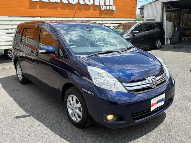 トヨタ アイシス ２．０ Ｇ H25年 (東海) 99