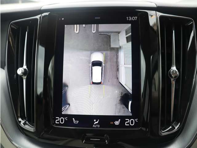 ボルボ ＸＣ６０ Ｔ５ ＡＷＤ モメンタム ４ＷＤ H29年 (東海) 99